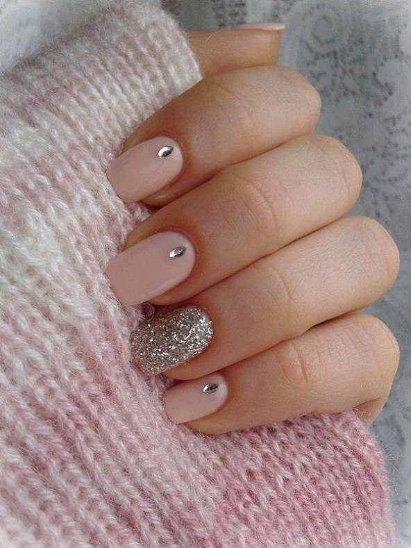 Kety BeautyNails časti Vas i Vaše prijateljice, pripremite svoje nokte za blagdane!