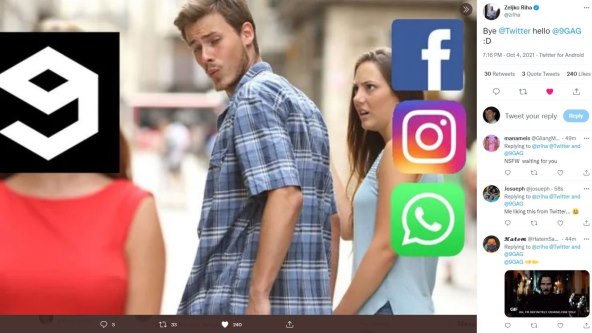 #facebookdown (1)