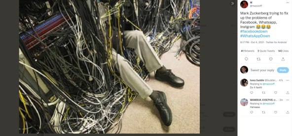 #facebookdown (3)