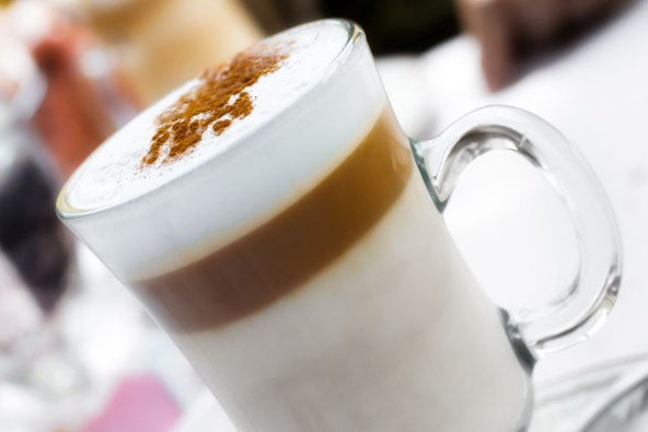 Prvi aparat za kavu koji prati oči predstavljen je na MWC-u