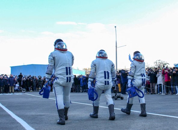 Yulia Peresild, Klim Shipenko, Anton Shkaplerov (3)