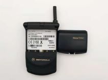 Motorola StarTAC (6).jpg