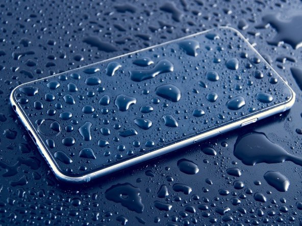 Apple iPhone voda vodootpornost.jpg