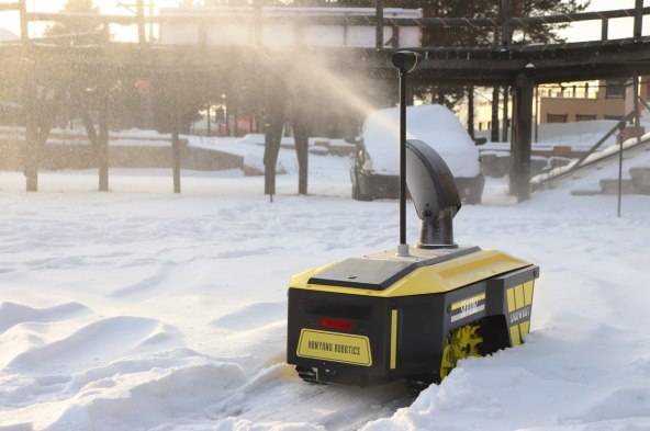 Snowbot S1 (4).jpg