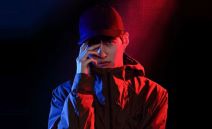 KACIGA S LASERSKOM TERAPIJOM Kosa će vam biti kvalitetnija i brže rasti