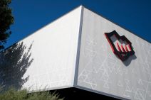 Riot games League of Legends (4).jpg