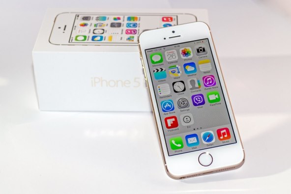 Apple iPhone 5s.jpg