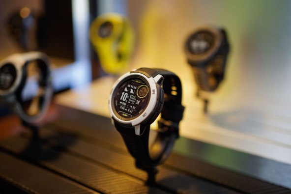 Garmin Instinct 2 Solar Surf Edition.jpg