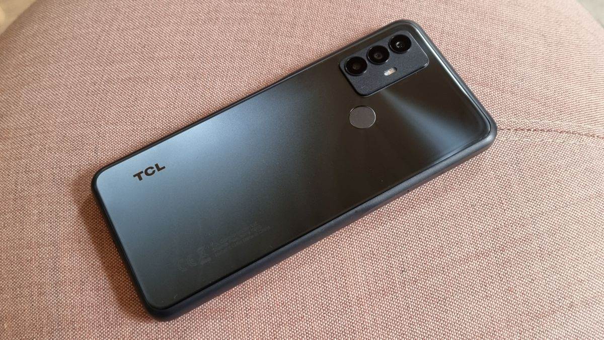 TCL 30 SE (2).jpg
