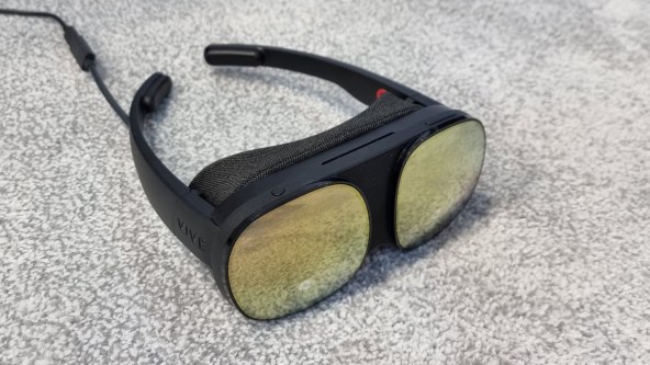 HTC VIVE Flow holoride (6).jpg