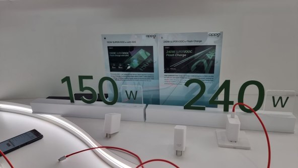 Oppo (5).jpg