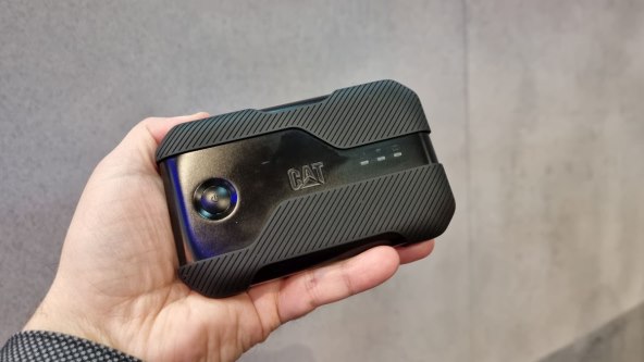 CAT Q10 (4).jpg