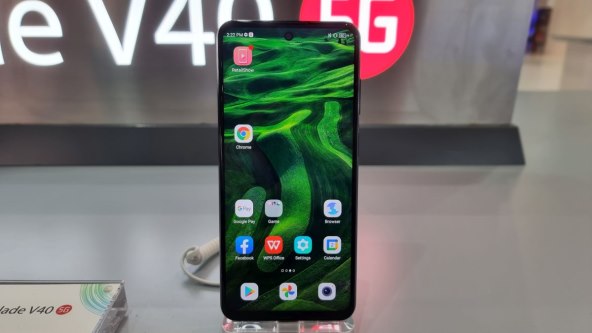 ZTE Blade V40 5G (3).jpg