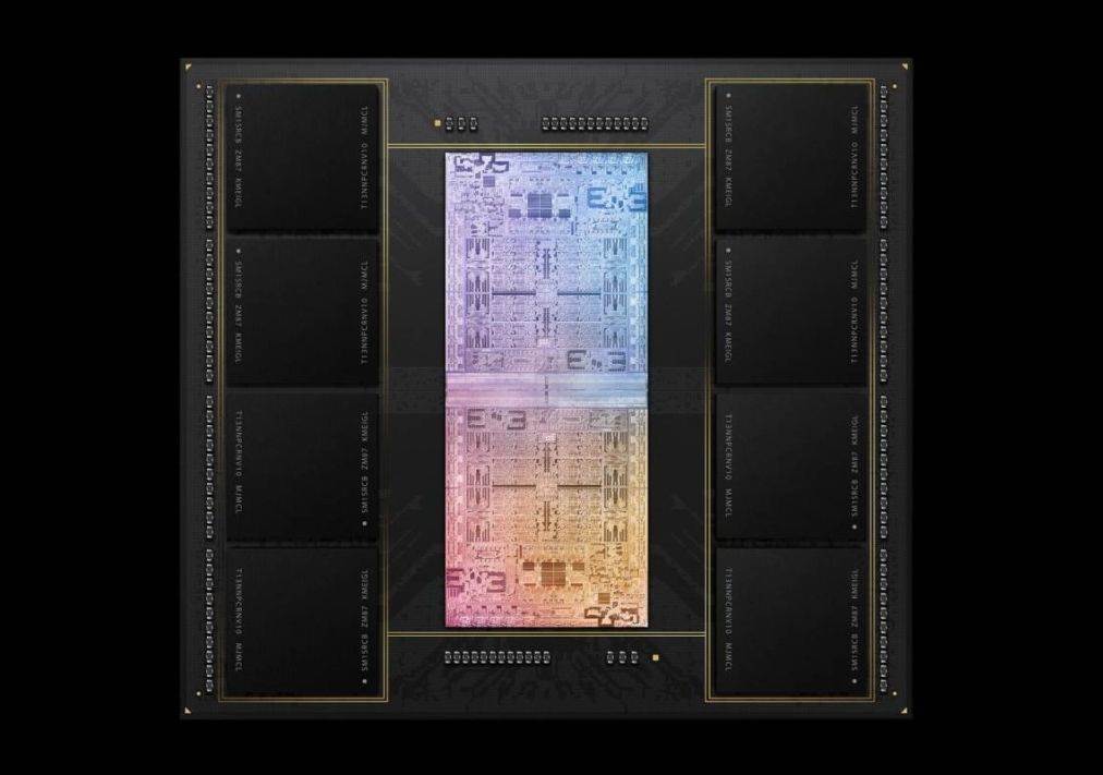Apple M1 ULTRA chip (3).jpg
