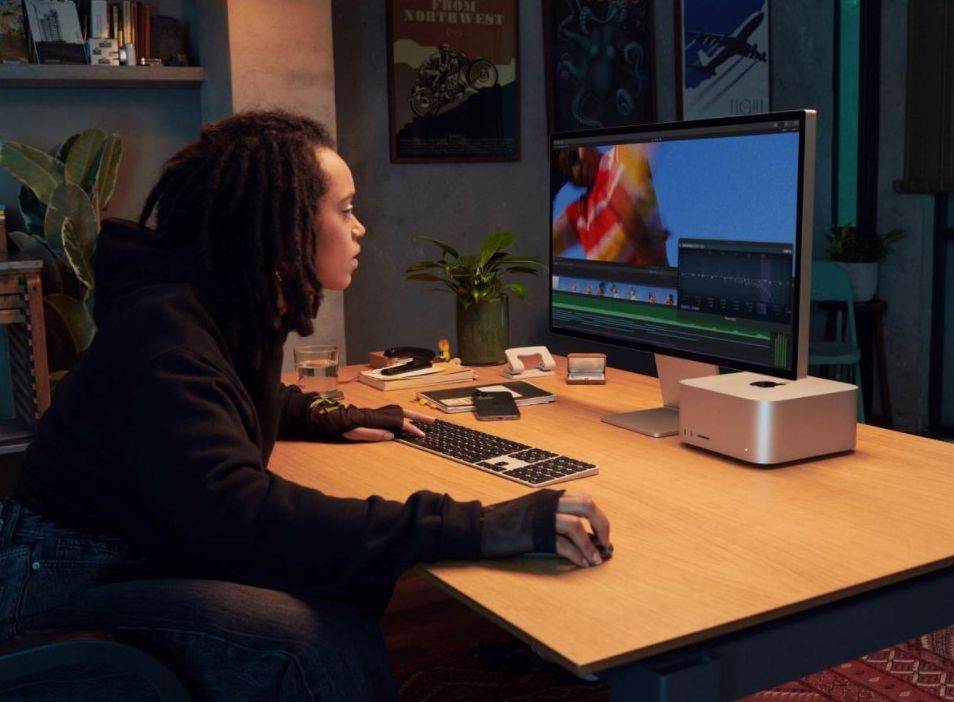 Apple M1 Ultra Mac Studio i Studio Display (3).jpg