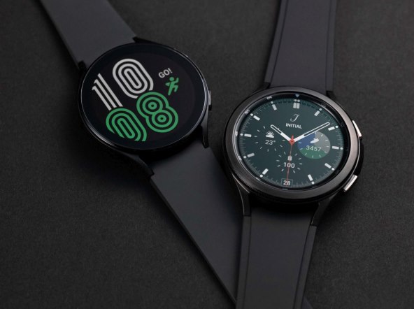 Samsung Galaxy Watch4.jpg