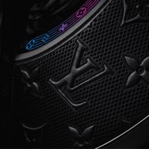 CIJENA PRAVA SITNICA Louis Vuitton Horizon Light Up Speaker