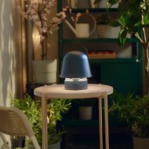 Ikea Vappeby Bluetooth zvučnik lampa (10).jpg