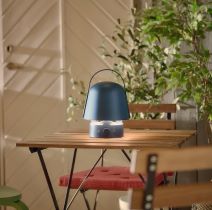 Ikea Vappeby Bluetooth zvučnik lampa (11).jpg