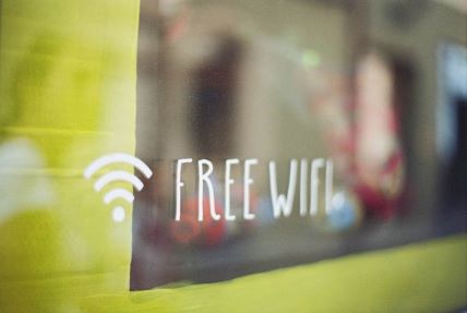 Besplatni-WiFi-znak.jpeg