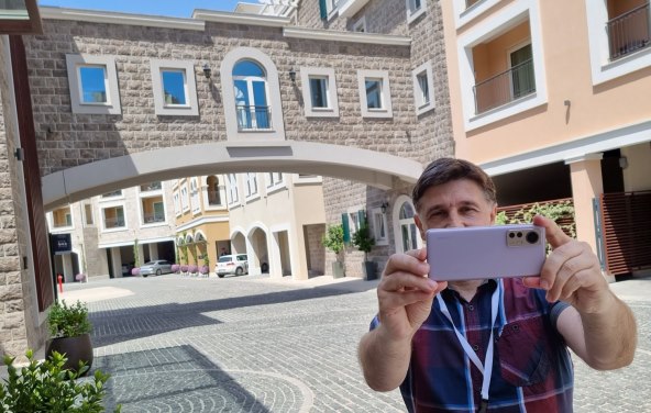 Xiaomi 12 Krunoslav Ćosić.jpg