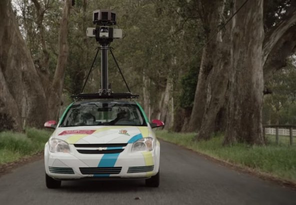 Google StreetView automobil kamera.jpg