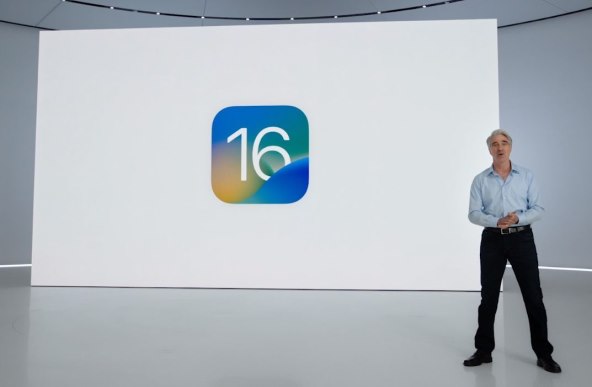 Apple iOS 16 (1).jpg