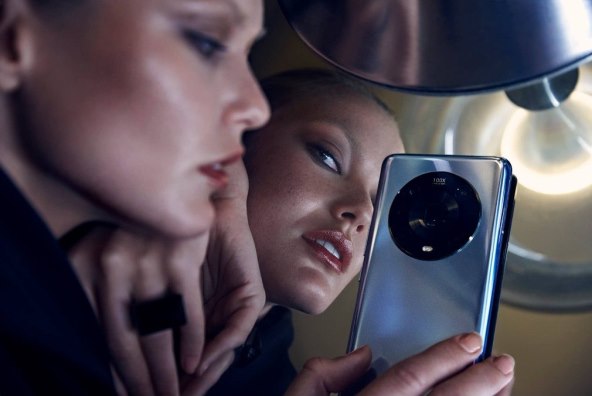 Honor Magic4 Pro (3).jpg