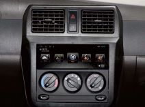 Mookaka univerzalni auto radio (7).jpg