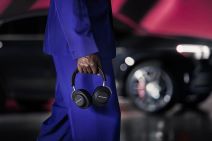 Mercedes-Benz MG20 Wireless Gaming Headphones (1).jpg