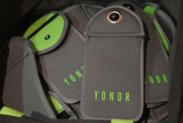 Yondr futrola (3).jpg