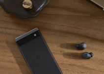 Google Pixel 6a & Google Pixel Buds Pro.jpg