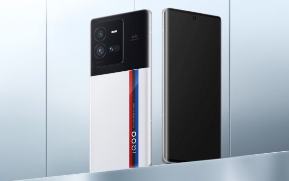 iQOO 10 Pro (1).jpg