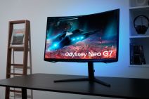 Samsung Odyssey Neo G7 (7).jpg