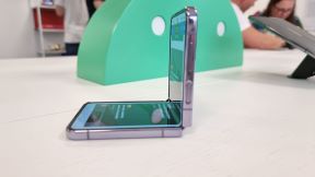 SAMSUNGOVA SUPER-PETORKA: Novi sklopivi telefoni, satovi i slušalice