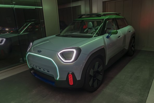 MINI team Pokemon (3).jpg