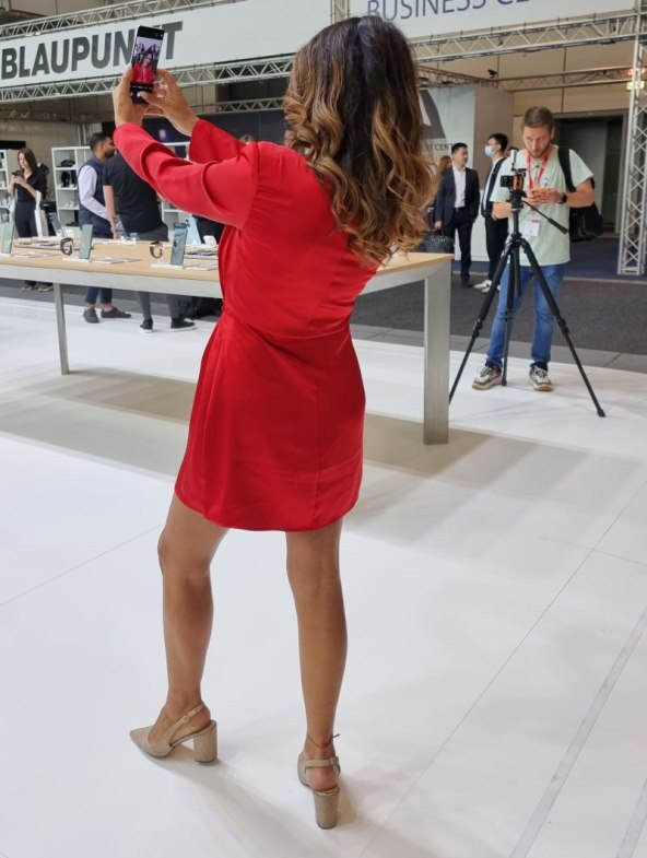 Honor 70 (1).jpg