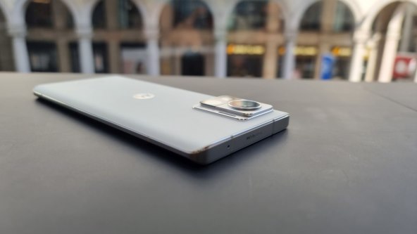 Motorola edge 30 Ultra (3).jpg