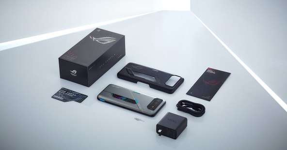 ROG Phone 6D.jpg