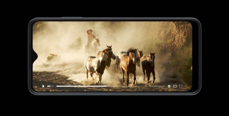 T Phone Pro (3).jpg