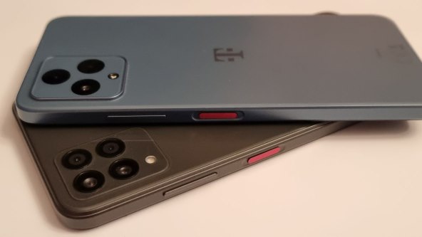 T Phone i T Phone Pro (3).jpg