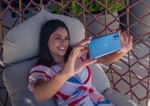 Motorola g72 Polar Blue (1).jpg