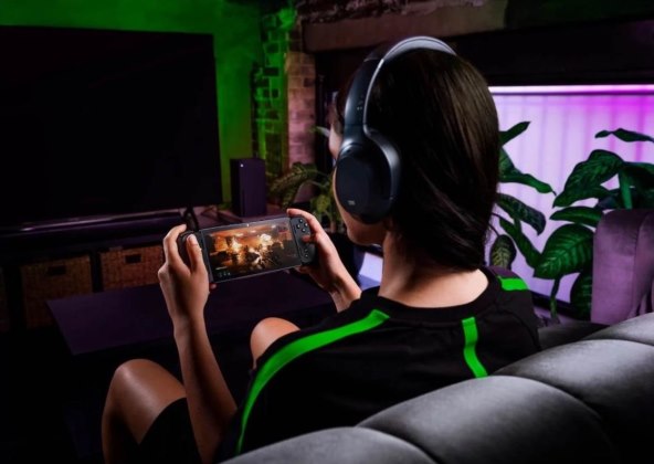 Razer Edge (2).jpg