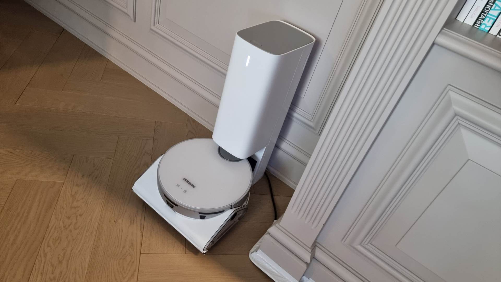 Samsung robotski usisavac.jpg