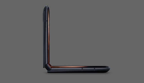 Motorola razr 2022 (8).jpg