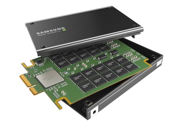 Samsung 512GB CXL Memory Expander.jpg