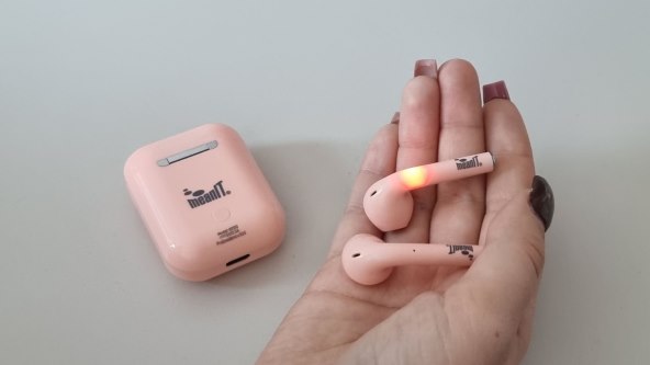 meanIT TWS B200 pink (2).jpg