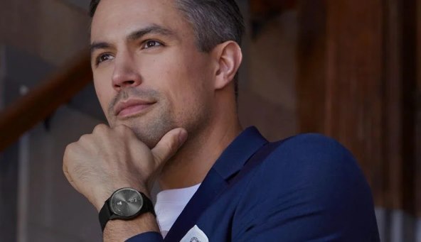 Garmin Vívomove Trend  (10).jpg