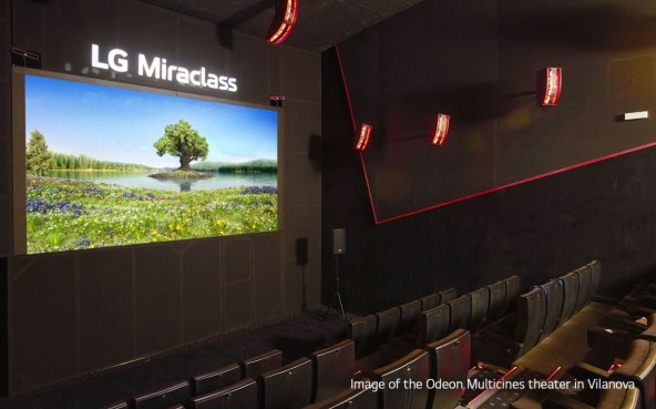 LGE_Miraclass_00_Installed-in-the-Odeon-Multicines-theater-in-Vilanova.jpg