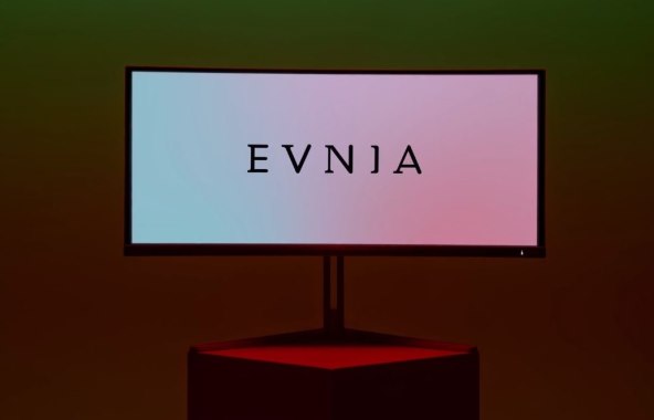Philips Evnia 34M2C8600 (3).jpg